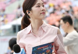 [Photo] Announcer Noh Yoon-ju, Pinky Fashionista
