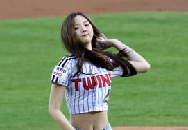 [Chụp ảnh] Lee Ji Woo, tay trái của giới idol, Fireballer