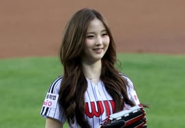 [相片儿] 李智宇，蚂蚁腰左腕投手