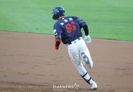 [Фото] Беги вперед, Юн Дон Хи