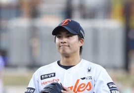 "档次不一样。' 阿夸竟然是ERA 1.59，王彦诚"休息4天"5局6K非自责打出好球 [对战现场]