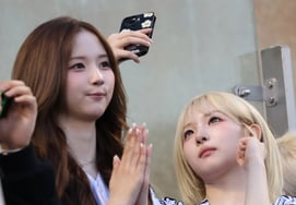 [Chụp ảnh] Lee Ji Woo 'Jung Ha Yeon selfie time 3 lần'