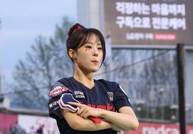 [フォト] オ・ヒョジョン、オソリのピクニックダンス