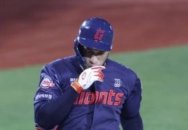 [Chụp ảnh] Kiss of Fire của Rayes 2 cửa hàng