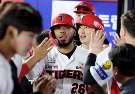 [Смущение одним разом] Сколько побед подряд вы выиграете сегодня? Кастро сказал: «В конце 6-го иннинга Alcantara будет бить хоум-ран»