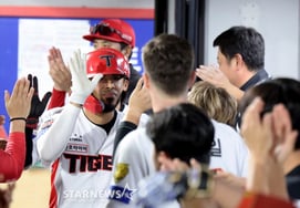 [Фото] "Седьмая победа подряд?"Тюранпо Кастро.