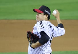 [フォト] チャン・ヒョンシク 『止めなければならない』'