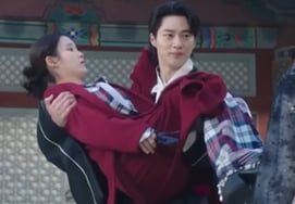 "Grand Duchess" production team: "Woo-seok and IU, 'princess carry' today (17th) ♥ Romance will ignite" [Star Issue]