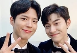 Kwak Dong Yeon chia sẻ về mối nhân duyên 10 năm với Park Bo GumPhía Double Rock Label xác nhận ký hợp đồng độc quyền và bàn bạc tích cực [chính thức]