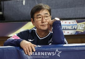 Gia đình thông gia của cựu huấn luyện viên Ryu Joong Il vô tội trong phiên xét xử đầu tiên về việc lắp đặt camera tại nhà tân hôn → Tòa án không công nhận ý đồ nghe trộm