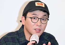Choi Kang-rok drops bombshell remark: "Looks like I'll be cutting ties with Chef Kim Do-yoon" [Sikpoylee]