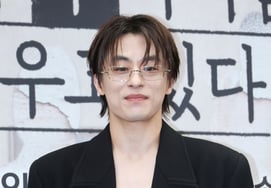 ク・キョホァン「表情は余裕で」 [★写真]