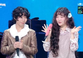 Lee Soo Hyun (Akmu) sống cùng Lee Chan HyukCó nhiều bất tiện lắm", Toro. [đội The Seasons]