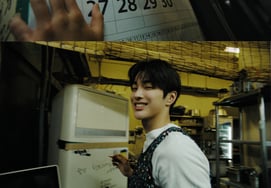 Trailer công bố ca khúc chủ đề 'REDRED'Tò mò về bài hát mới ↑