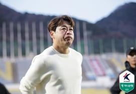 "Suwon Samsung, những người chơi bóng đá xem cũng thấy thú vị" . Đạo diễn Bae Sung Jae chắc chắn về việc phân tích quả bóng của Lee Jung Hyo [hiện trường Changwon]