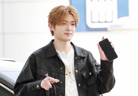 'Sức hút mềm mại' của Sanghyun trong phim tài xế Alpha One [★Ảnh]
