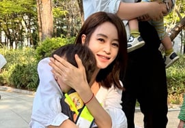 『シグナル2』の放送が不透明な中..キム・ヘス、湧き上がる美貌「歩く彫刻」