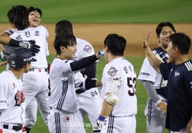 [フォト] イ・ユチャン『ミンソクが今号泣』