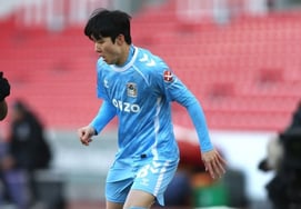 Not invited to the EPL promotion celebration, Yang Min-hyeok remains 'excluded from the lineup for 12 consecutive matches'... Will 'Min-hyeok' still be part of Coventry's EPL journey?