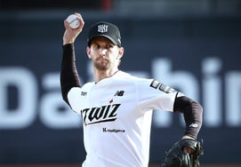 『韓国野球の新史』ボシリ、'フォンセ級の威厳'の秘訣→変化球5球も'自由自在'だ！ 「完全に外国人のジョ・ゲヒョンだよね」