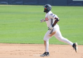 'Strolling defense in the outfield?' Foreign investor controversy → The manager clearly drew a line, but in reality, it was the exact opposite...