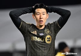 Huyền thoại Mỹ chỉ trích Son Heung Min vì không thể ghi bàn... "Mức độ cao hơn tôi, không nghi ngờ đẳng cấp"