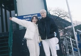 「お兄さん、久しぶり」文秀雅、‘死亡3週年’で実兄・故文彬への想い [全文]