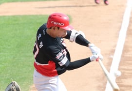 [相片儿] 金镐岭的"追击适时安打"