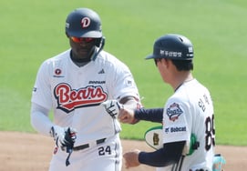 [相片儿] 卡梅隆"完成多重人气"