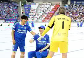 [フォト] 「バンデサールの温かな手」シン・ヨンロクへ