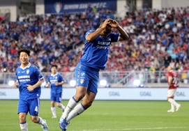 [Photo] Suwon Samsung Legend SanToss celebrates the opening goal