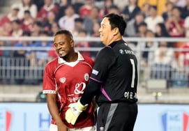 [相片儿] "云在哥，是现役吗？' 埃夫拉