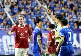 [フォト] 『なぜ私だけ？』？『 ソン・ジョングク