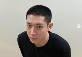 「イナウンとの熱愛説」キム・ヨンデ、今日（20日）陸軍現役入隊 [スター・イシュー]