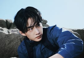 Ok Taecyeon công bố ảnh họa báo bất ngờ trước thềm lễ cướiSức hút của 'Omme Fatal'