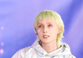 Din, suffering from a cold for two months: "I cracked my rib while coughing" [No, but really]