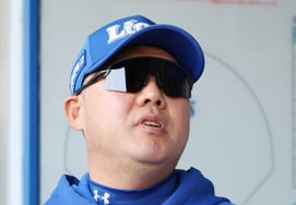 [Фото] Режиссер Пак Джин Ман 'Когда герой Ким вернется...'