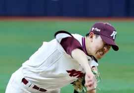 [フォト] 「選抜に胸が高鳴る！」キウムの右投手オ・ソクジュ