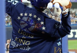 [相片儿] 朴胜奎 '狮子王是九颗星'