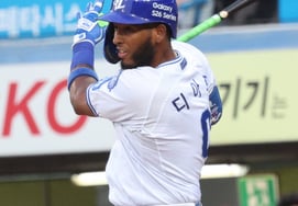 [Фото] Диас, первый хит.