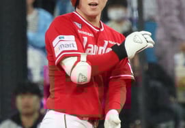 Park Sung Han (SSG) giành chiến thắng thứ 6 trong loạt ảnh mới nhất trên thế giới với cú đánh 'chỉ có 1 cú home run' 'Viết lại lịch sử 44 năm của KBO'