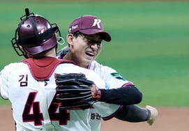 [Photo] "This is the thrill of closing it out!" Yuto, who averted the crisis