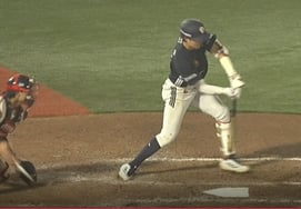 パク·ジフン「チェックスイングの判定がなければ」→チョン·スビンの3点打·ドゥサン初の3連勝「誰も知らなかった」' [昨日の野球 このシーン]