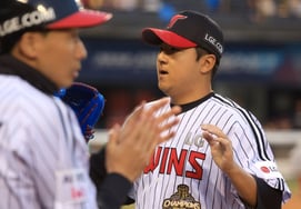 'Only Korean Pitcher with Sub-1.00 ERA' LG Song Seung-gi: From 11 Wins Last Year to 'I Can't Even Imagine How Successful This Will Be'