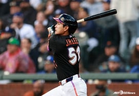 「1塁→ホームでアウト」イ·ジョンフの怒り！ 「ダージャスの捕手、リーに罵倒した」現地の疑惑が燃え上がる