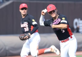 "戴尔可以进入3垒。" 游击手金道英的剧本终于出来了！ 司令塔也承认有必要... 但是有条件