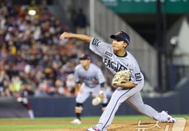 『1-5でチョン・ウジュをなぜ？』？『キム・ギョンムン監督が明かした「これまで調子が悪かった、少し楽なタイミングで」…』··· クッシング2Sの登場は「新鮮さが理由」 [ジャムシル現場]