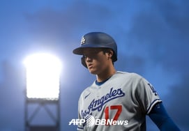 mém tí nữa là bị ngắt rồi "' Otani → Vượt qua kỷ lục lớn của Choo Shin Soo trong 'Truyền thuyết Hàn Quốc' cuối cùng đã viết nên lịch sử mới của 亞! Vậy kỷ lục mới của ML là bao nhiêu?