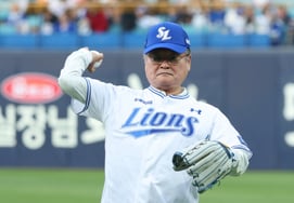 [相片儿] 李在河副会长"严谨认 胜耀"