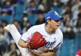 [Chụp ảnh] Bae Chan Seung cắm vào chính giữa rồi'